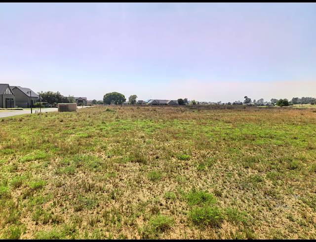 780M² VACANT LAND FOR SALE IN VAALPARK